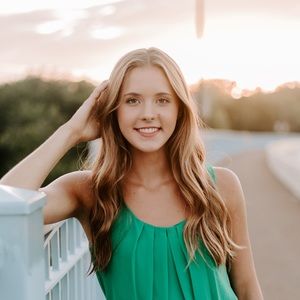 Meet your Posher, Natalie